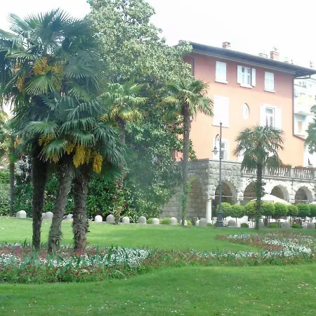 San Pietro Apartment *