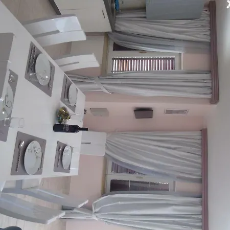 San Pietro Apartment *